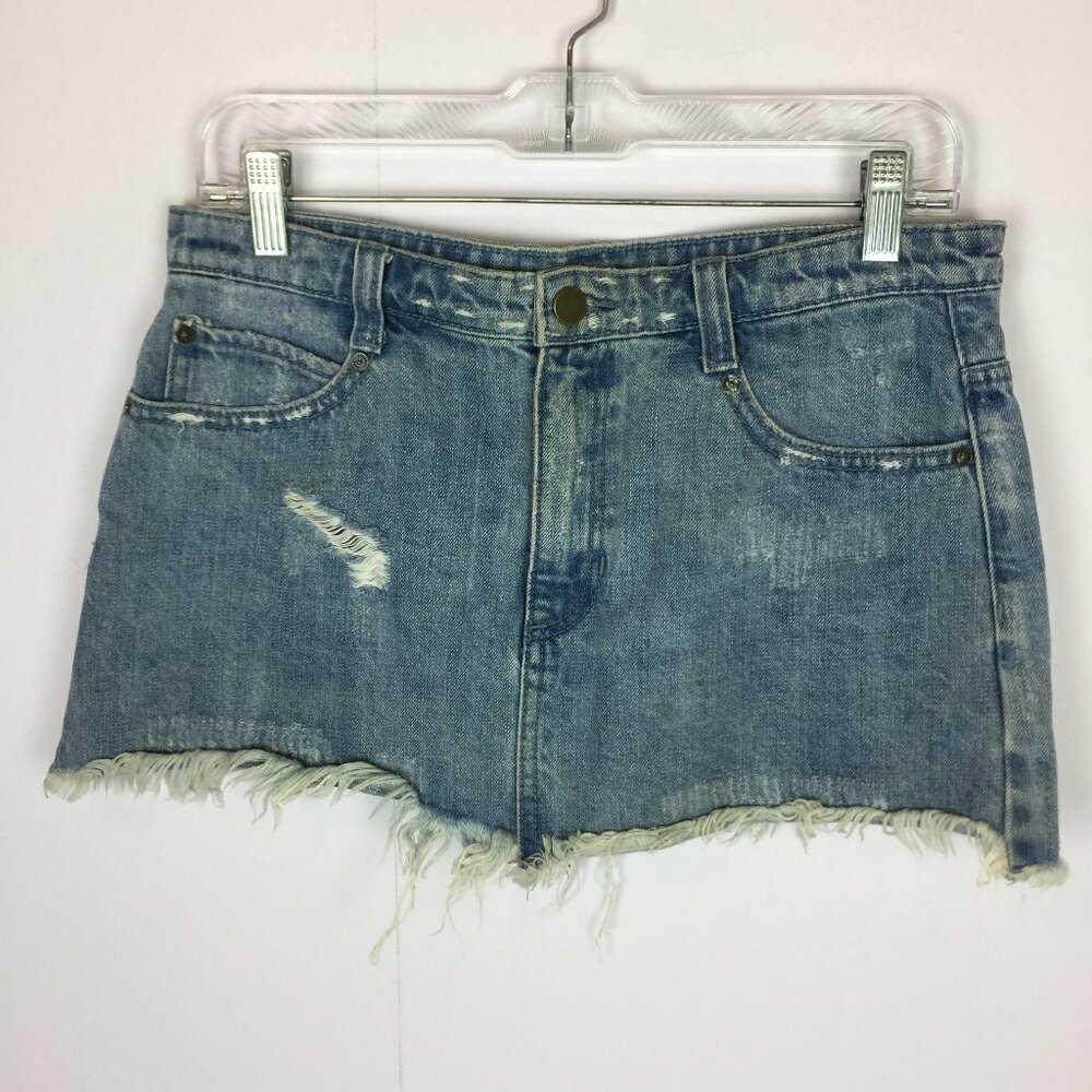 Free People Mini Jean Skirt Size 4 Womens Blue Denim Raw Hem Distressed Vtg Y2K
